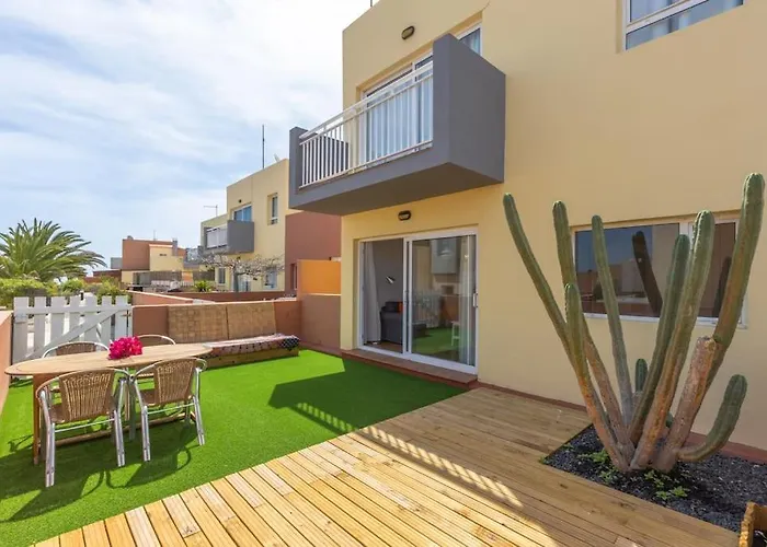 Garden House With Two Terraces アパート *